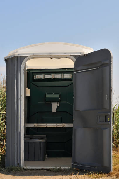 Best Construction site porta potty rental  in Fall Creek, WI
