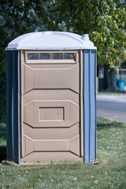 Best Luxury portable toilet rental  in Fall Creek, WI